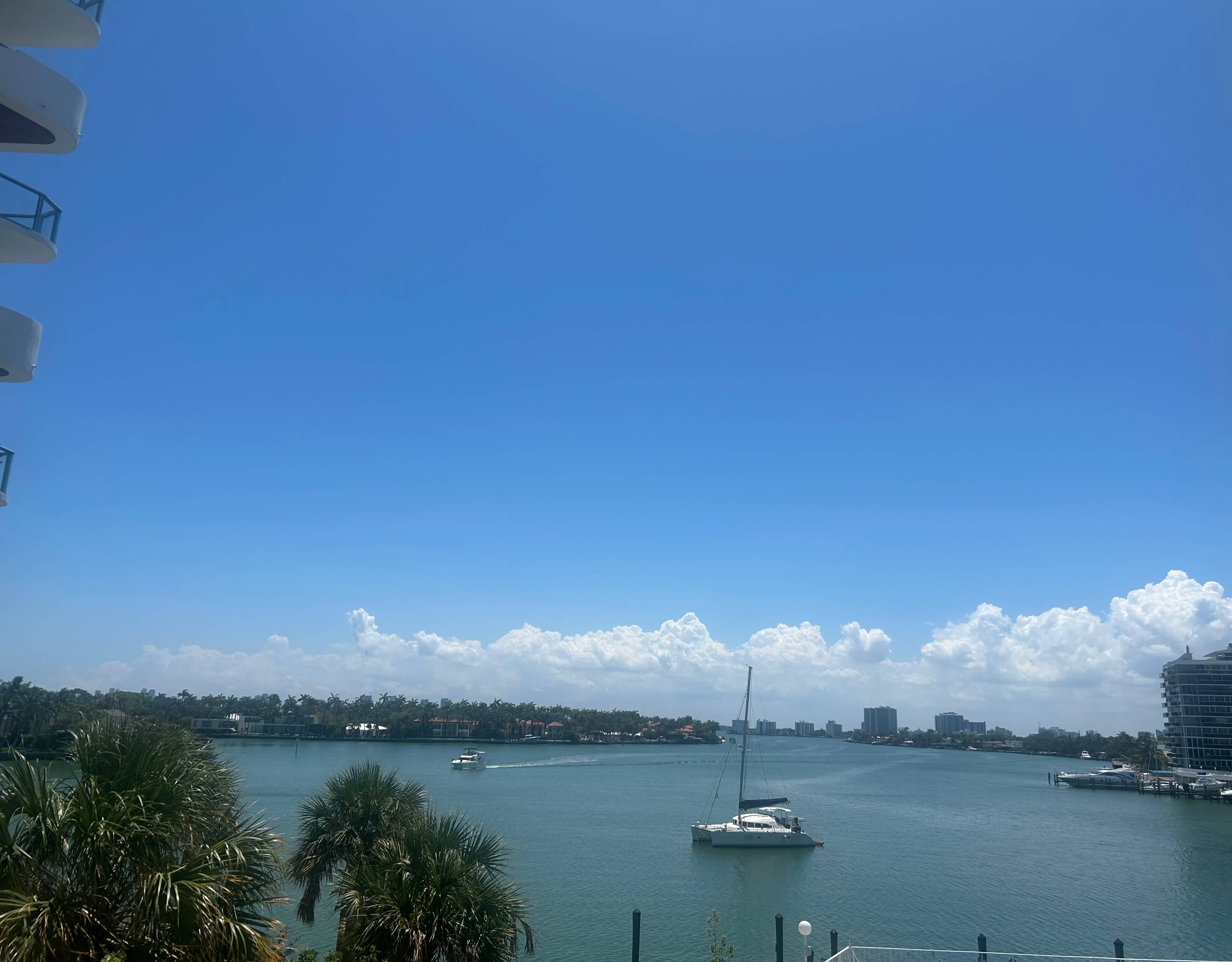 Miami, FL // Why do I even want community anyway?